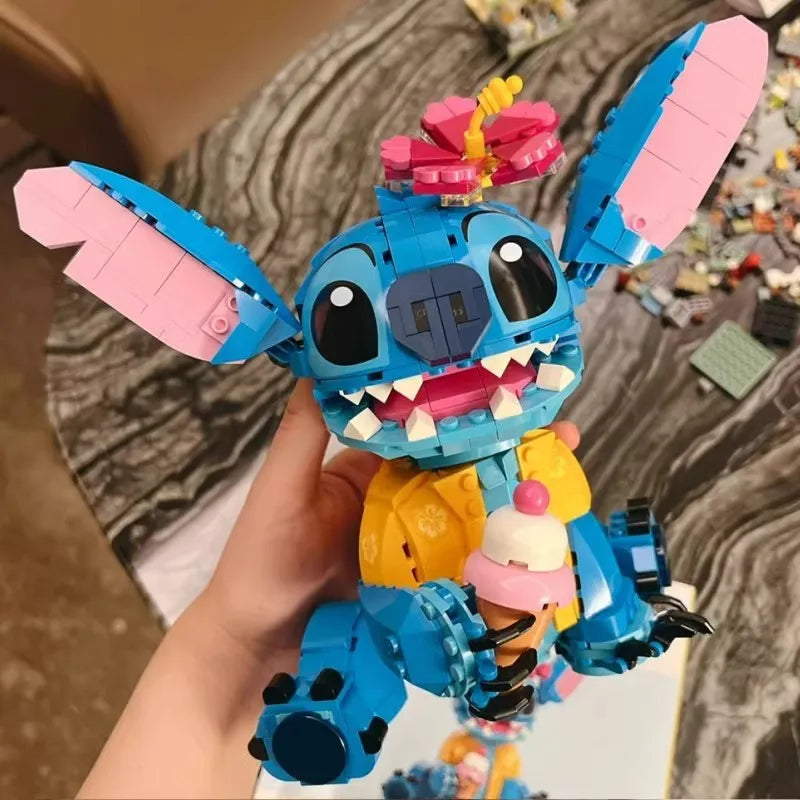 MINISO Disney 730pcs Stitch Building Blocks