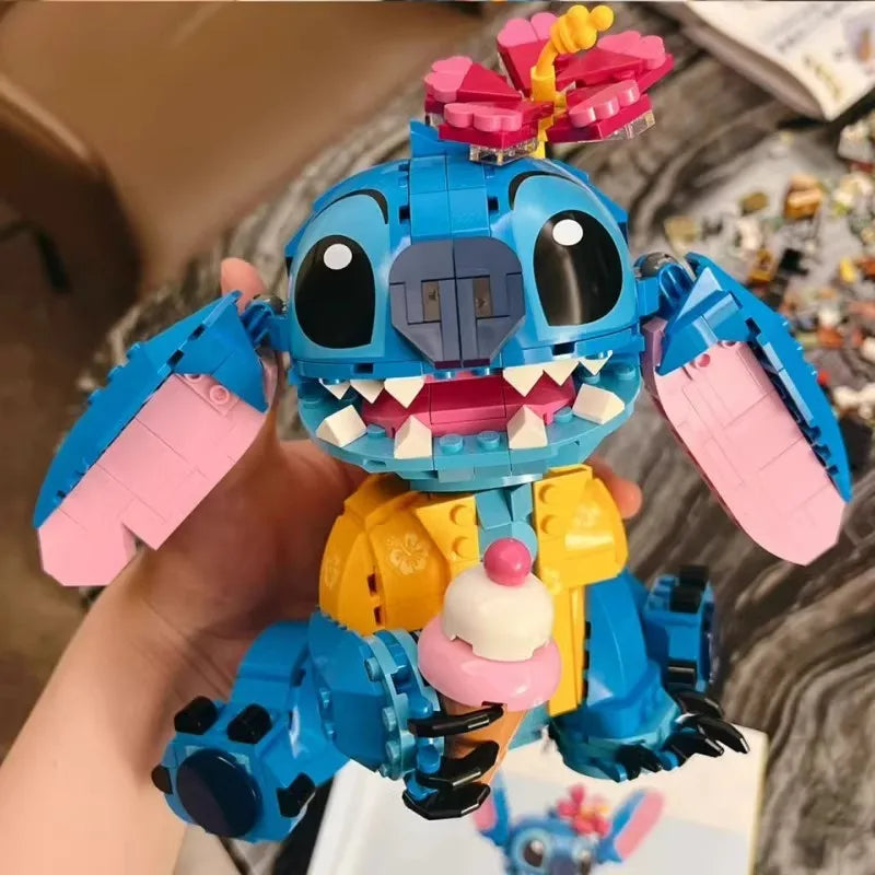 MINISO Disney 730pcs Stitch Building Blocks